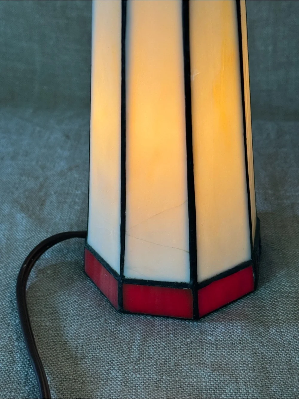 vintage stained glass lighthouse lamp - Picture 8 of 14